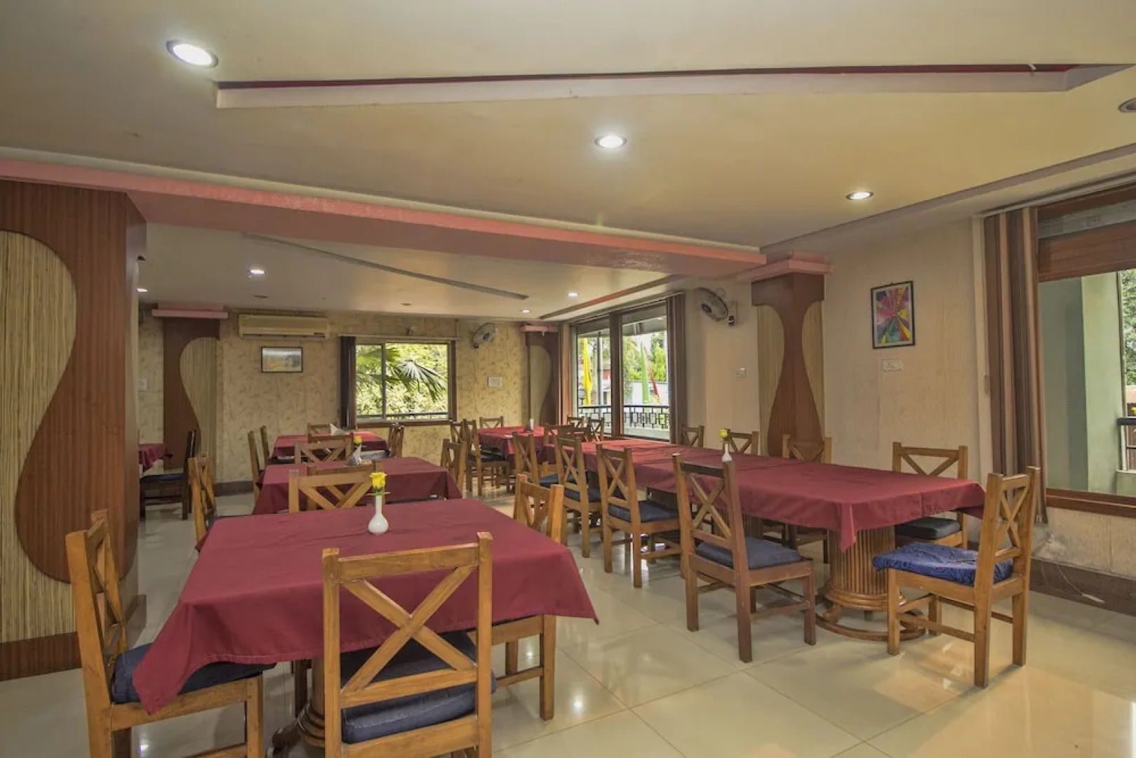 Hotel Nandanik Palace by OYO Rooms