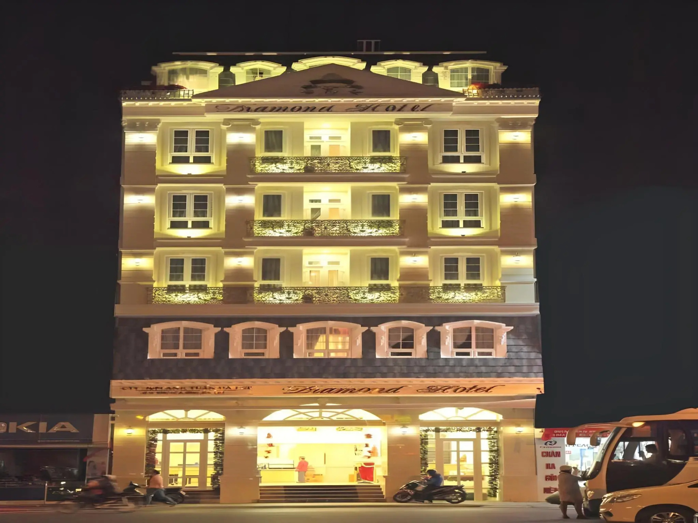 Diamond Hotel