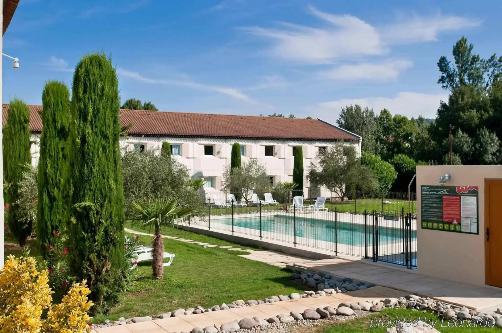 Ibis Aix en Provence Hotel