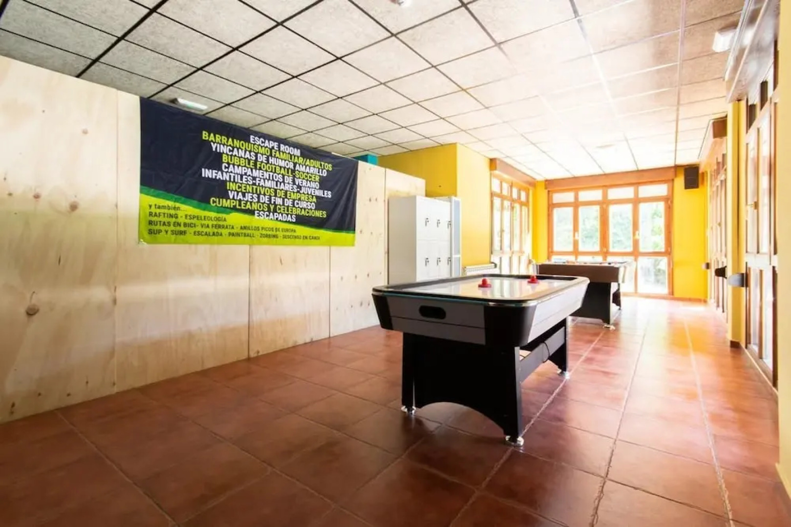 Albergue Los Avellanos - Hostel