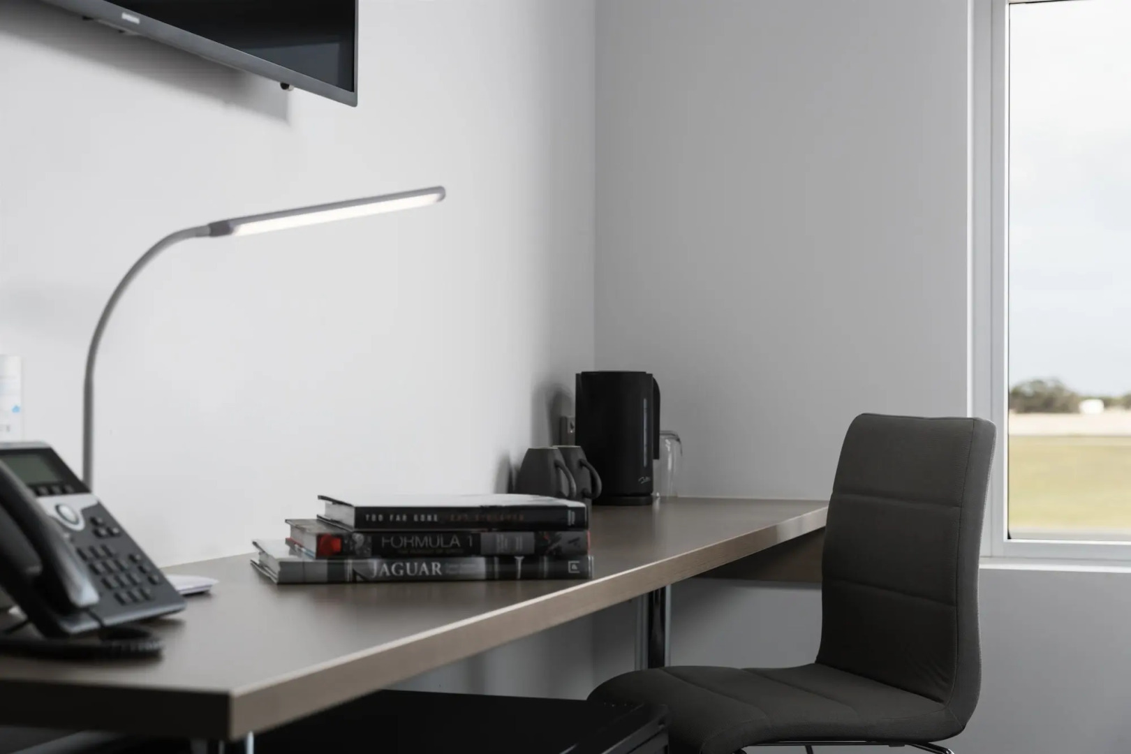 Rydges Pit Lane Hotel