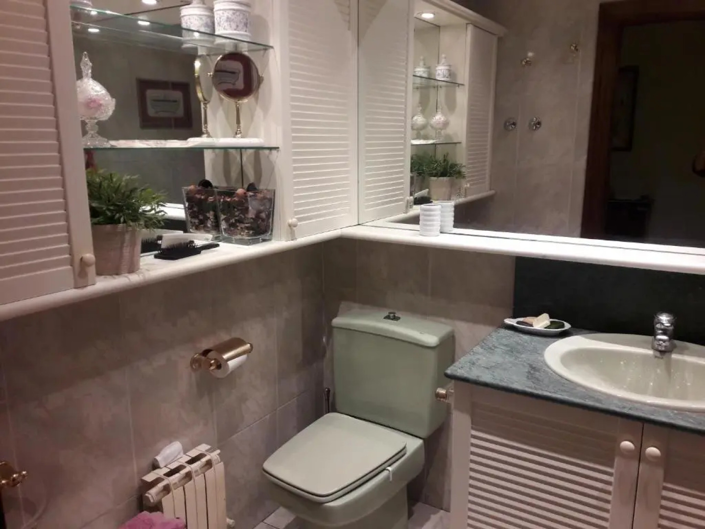 Habitación con baño privado en el centro de Bilbao
