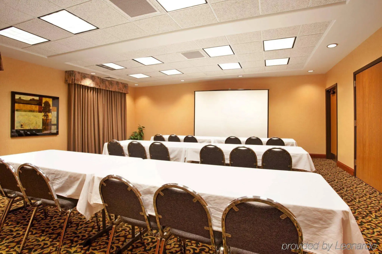 Holiday Inn Express Hotel & Suites Rockford-Loves Park by IHG