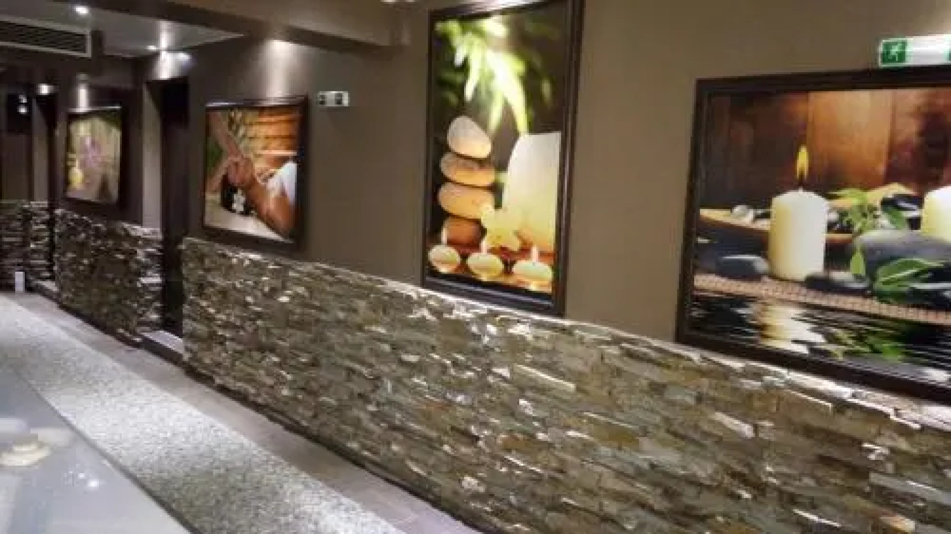 Einstein House & Spa