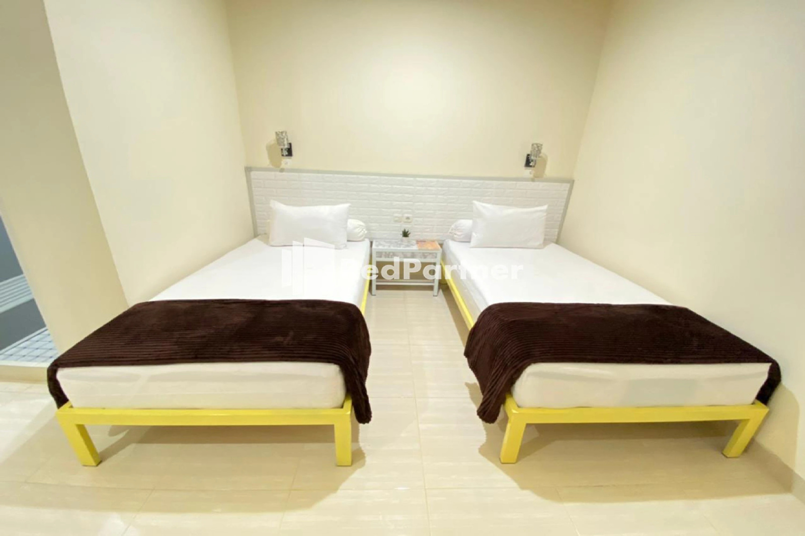 Hotel Luxury Sinjai Syariah RedPartner