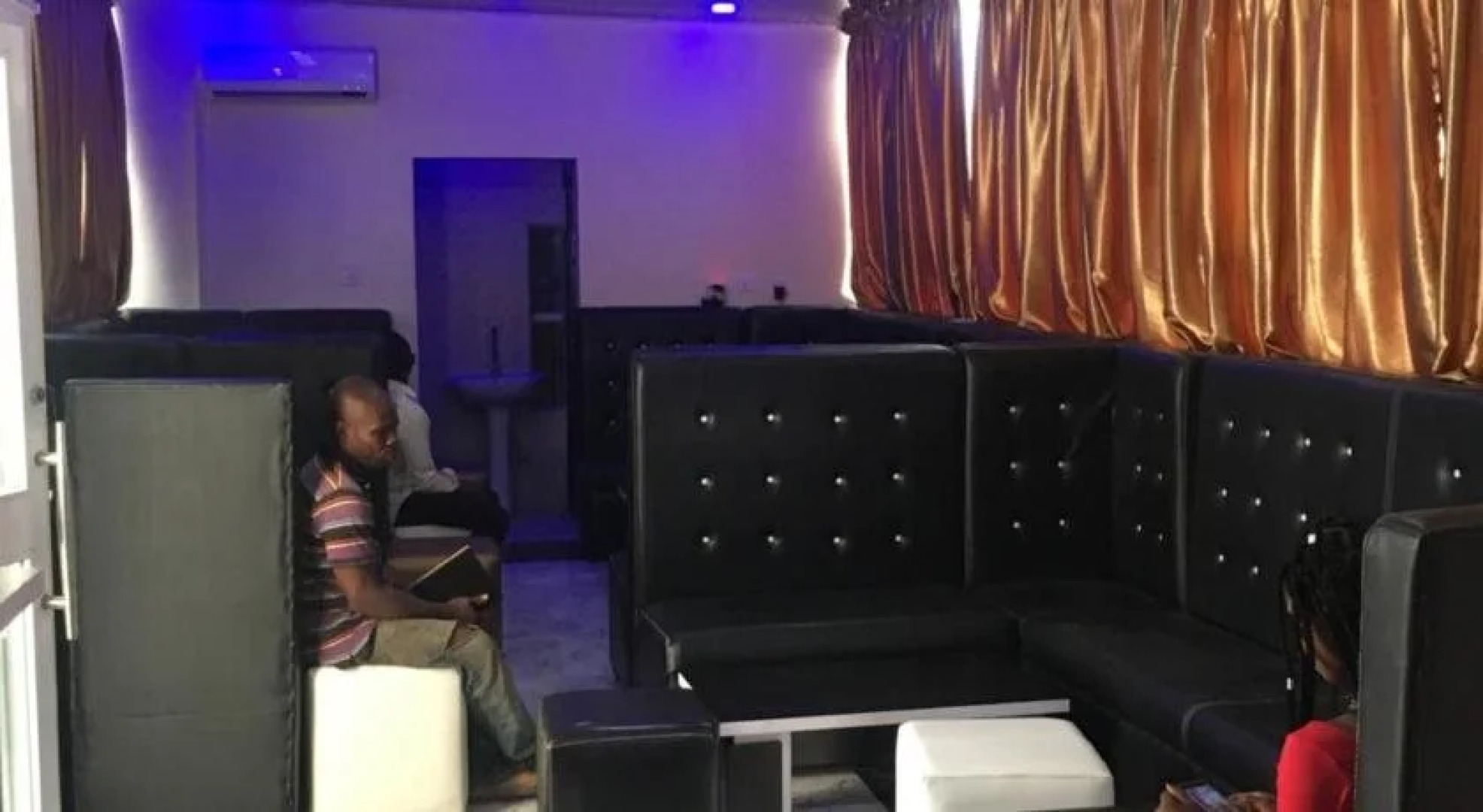 Toprate Luxury Hotel