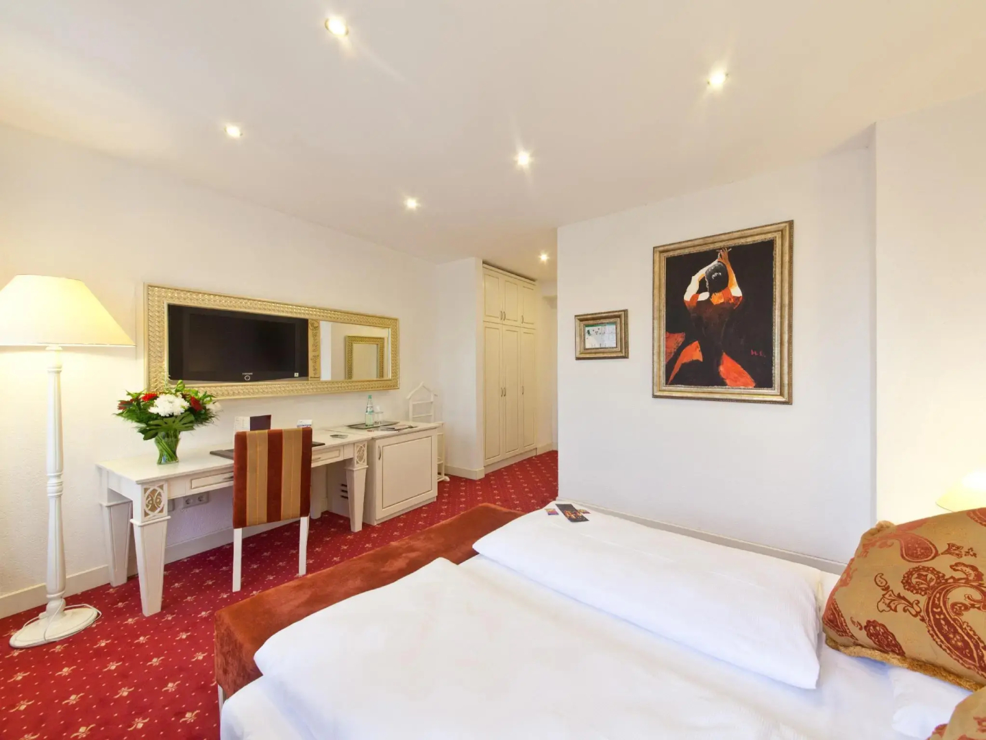 Отель Unique Dortmund