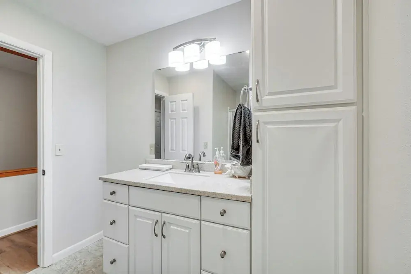 Lakefront Crossville Condo - Fish, Boat & Golf!
