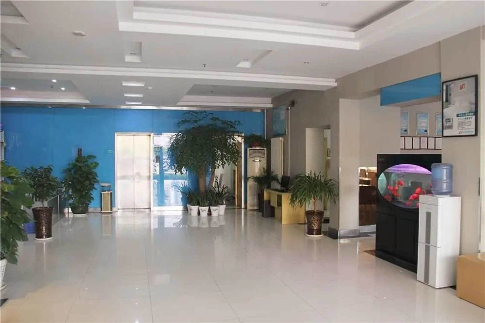 Jinhai Zhixing Hotel