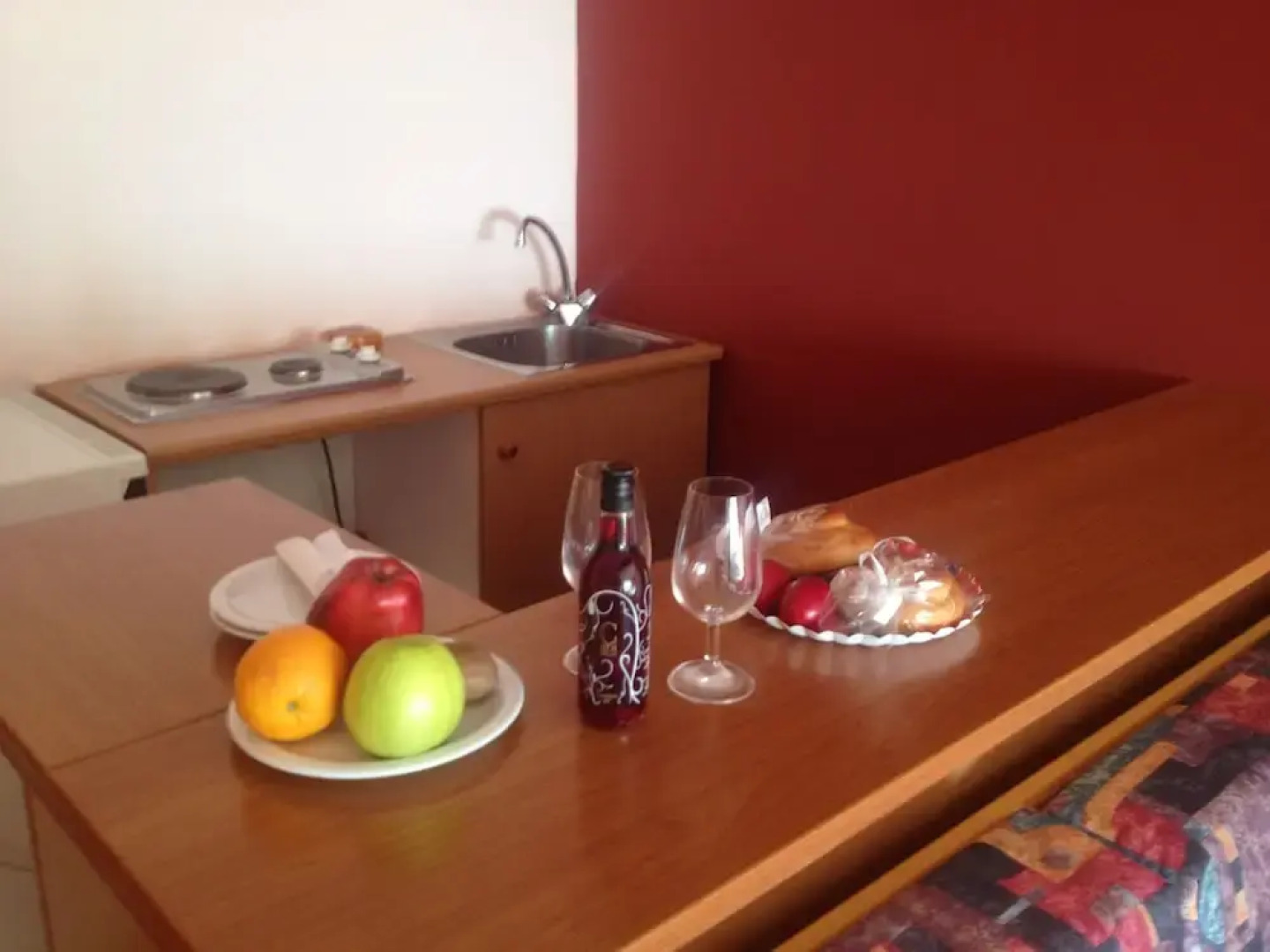 Maravellia Art Hotel