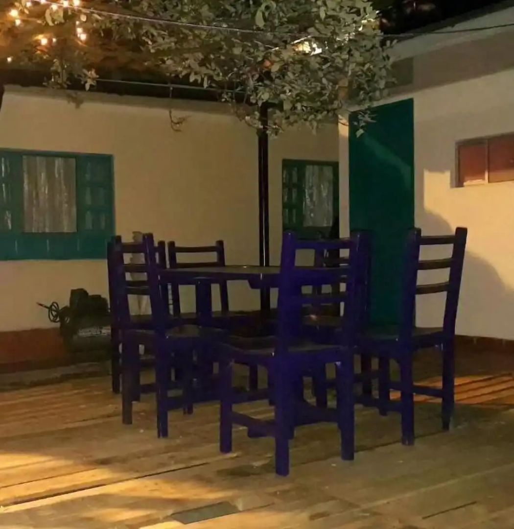 Hostel Casa del Arbol