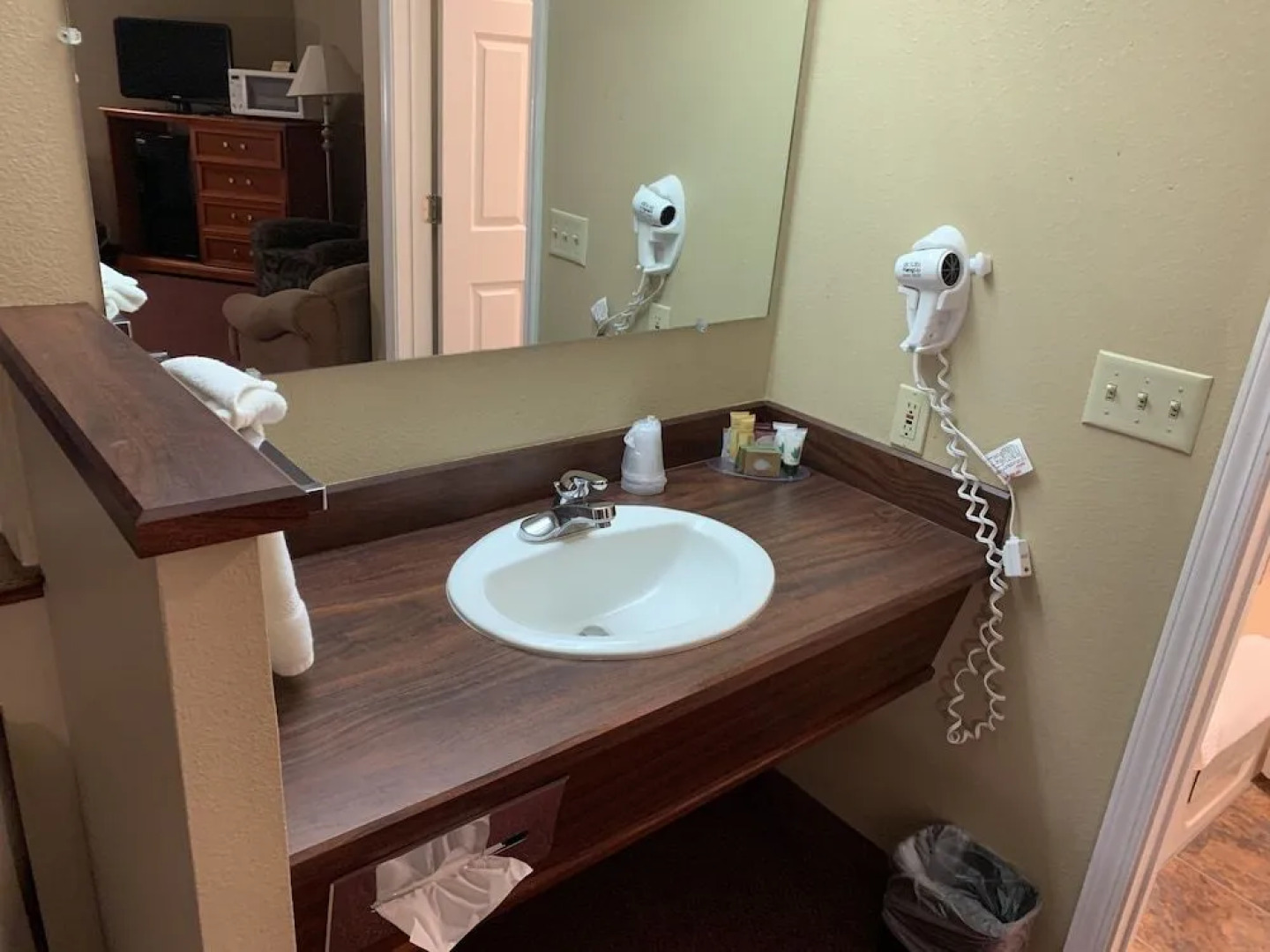 Morgan Inn And Suites