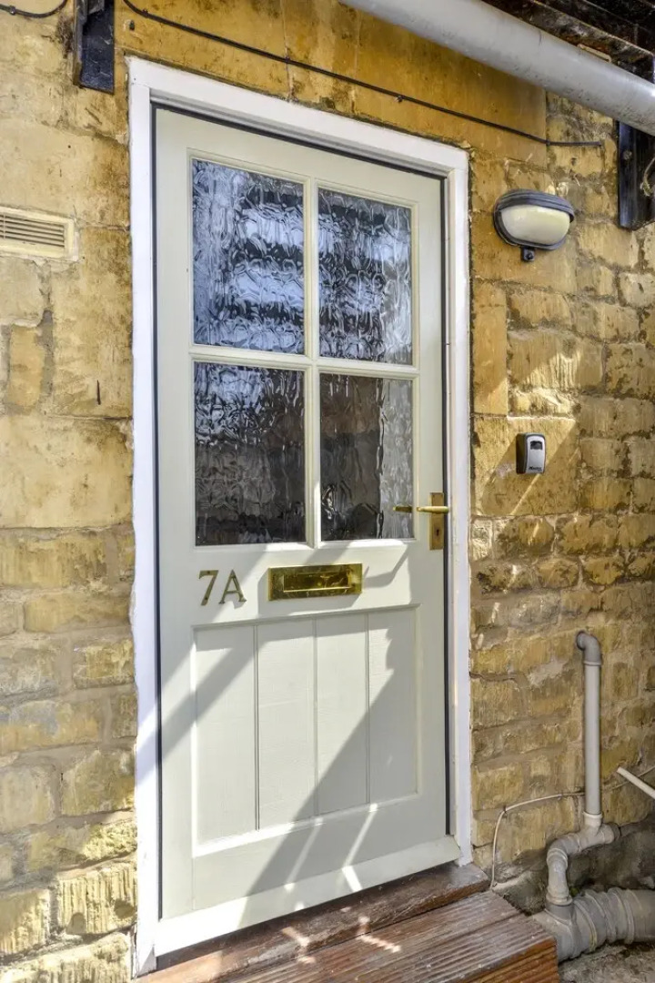 7a Scotgate by Vose Nights