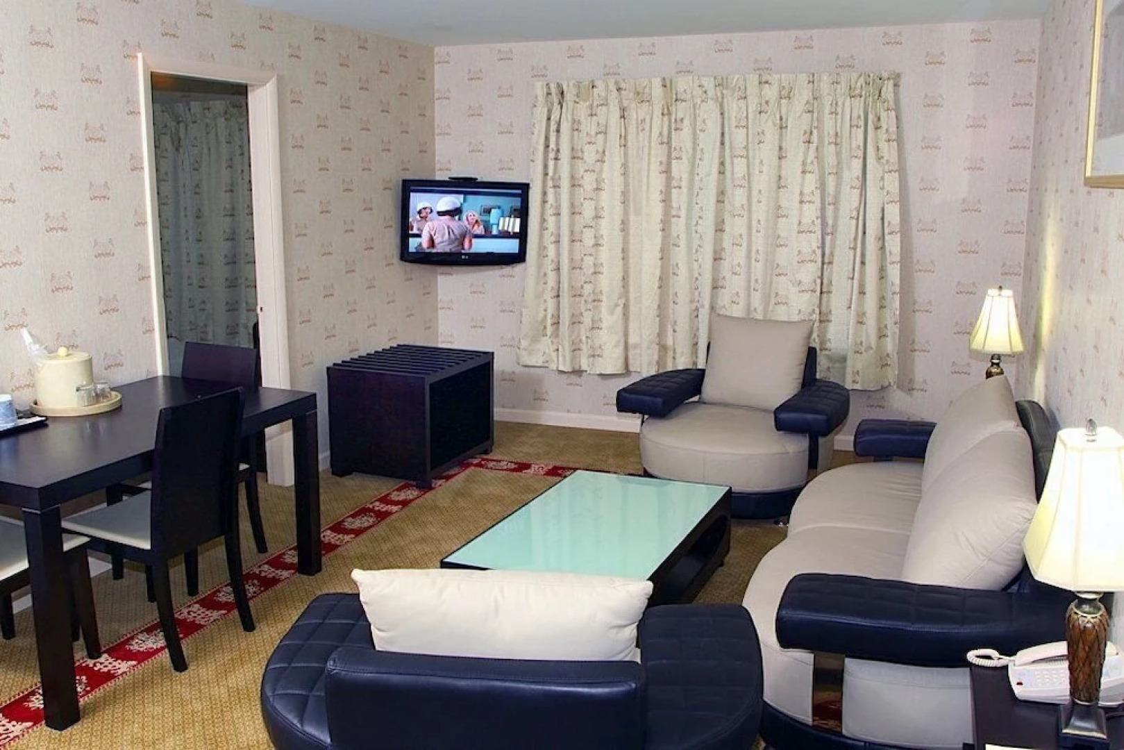 The Congress Hotel and Suites Norcross