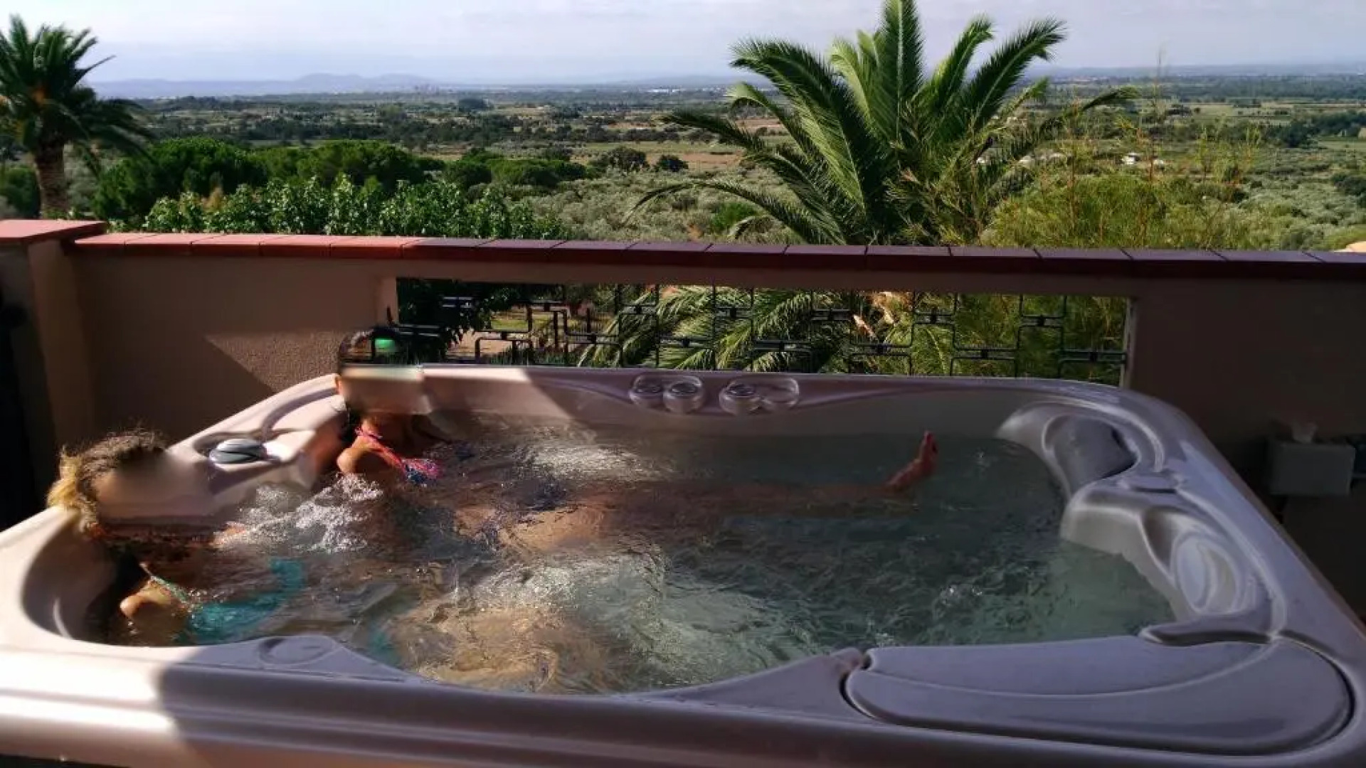 Appartement & Spa - Panoramic Olivars