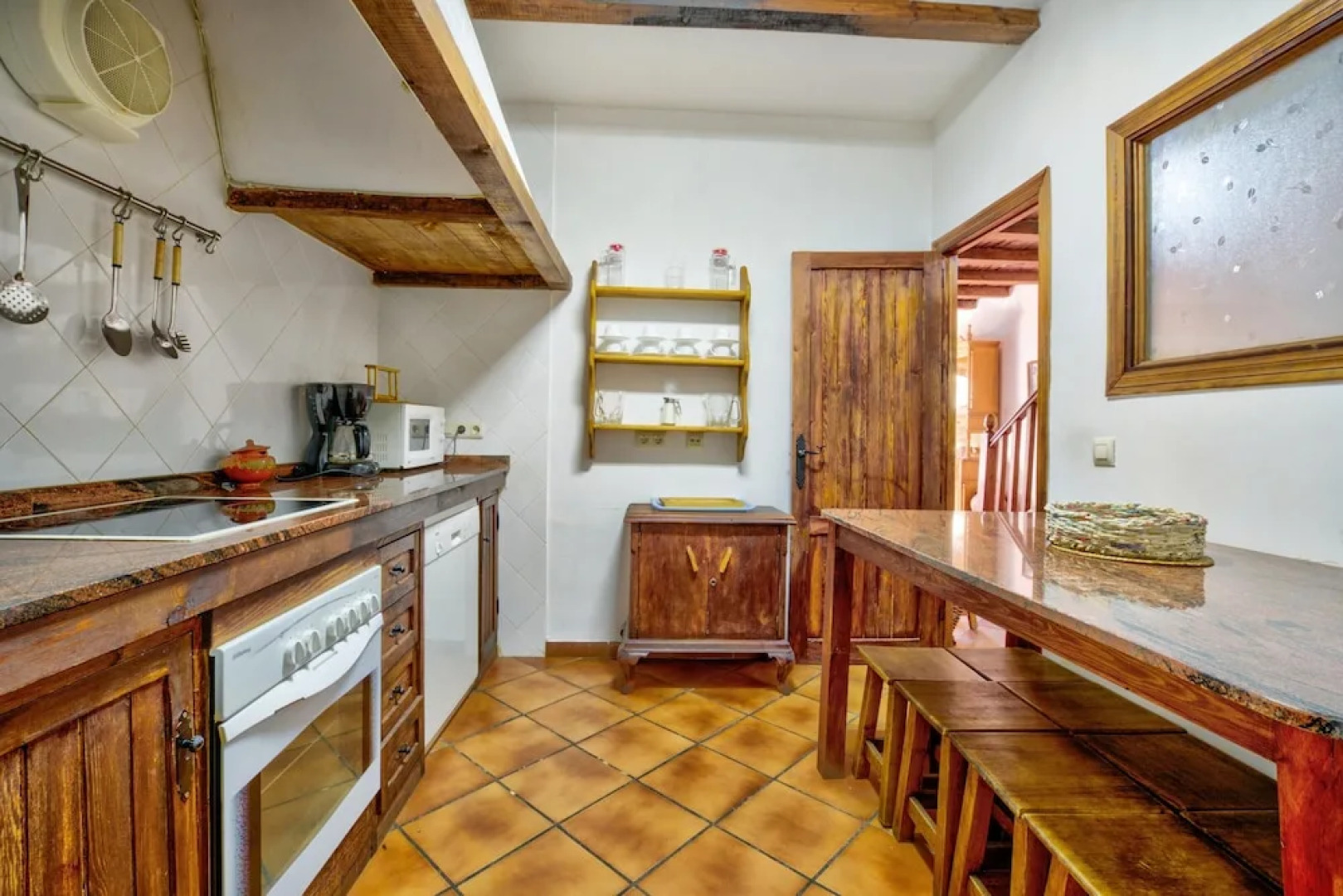 House With 5 Bedrooms in Puebla de Don Rodrigo, With Wonderful Mountain View and Furnished Terrace