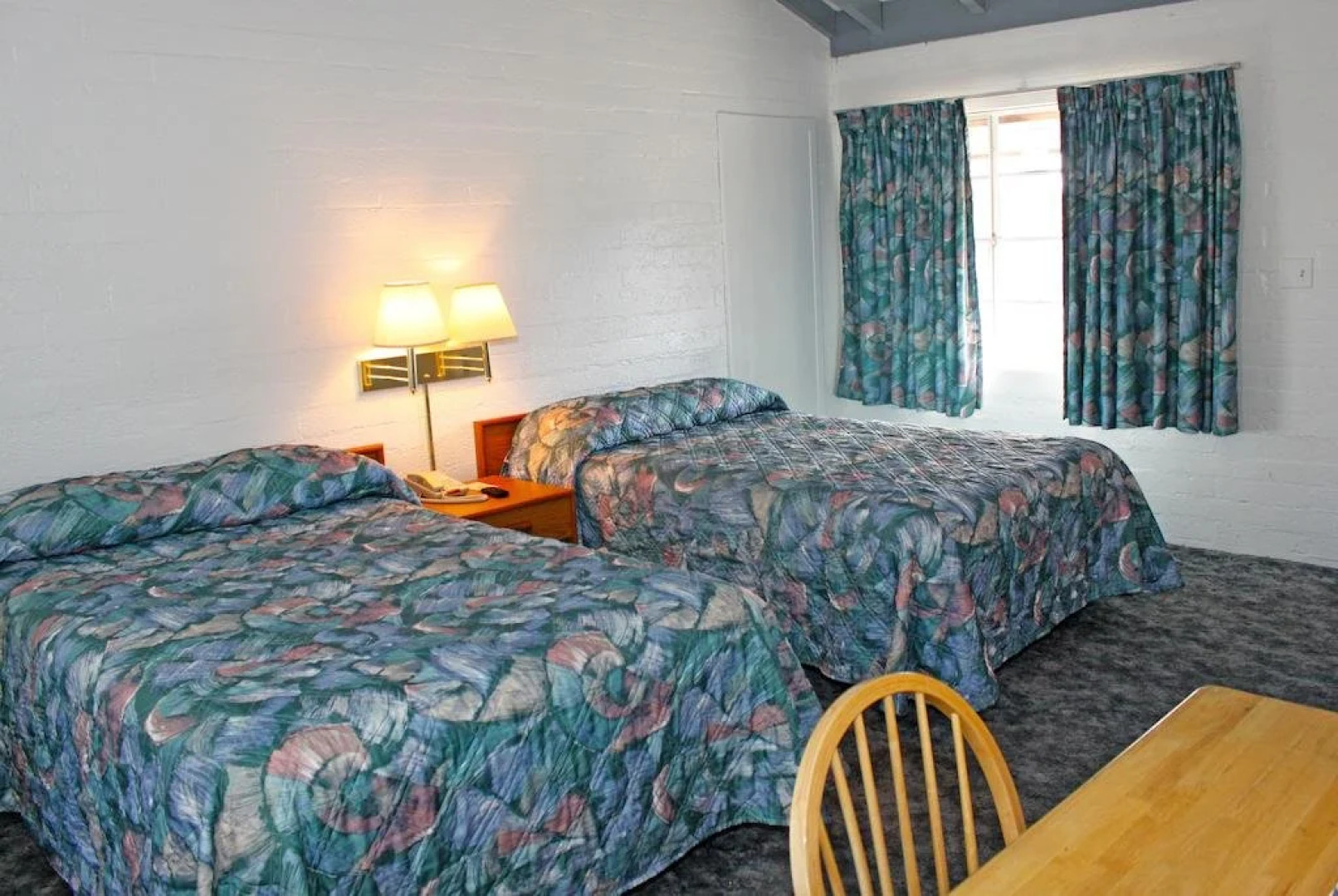 Lake Mohave Marina & Lodge