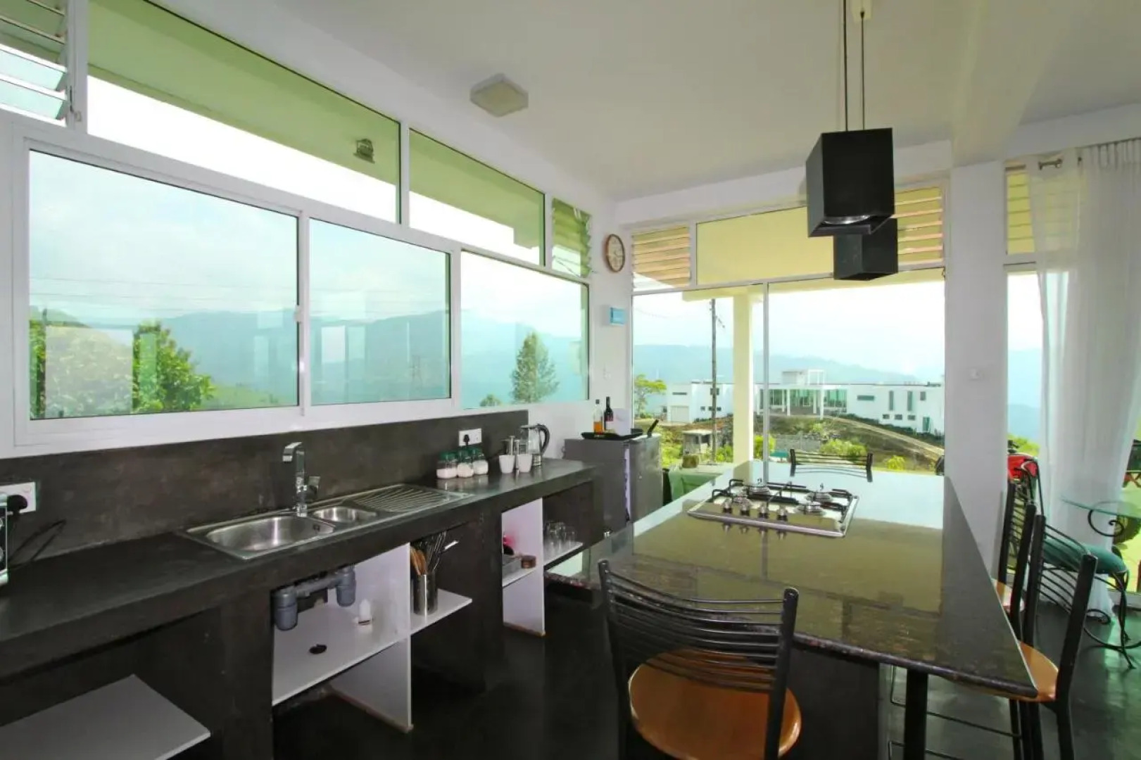 Singha Sanasa Luxury Homestay