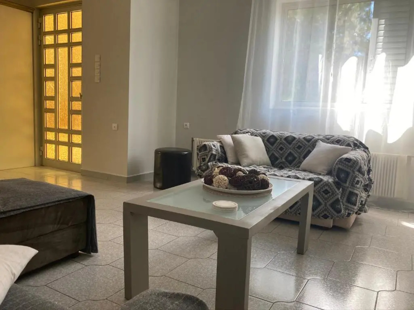 Elegant house by the sea with pool