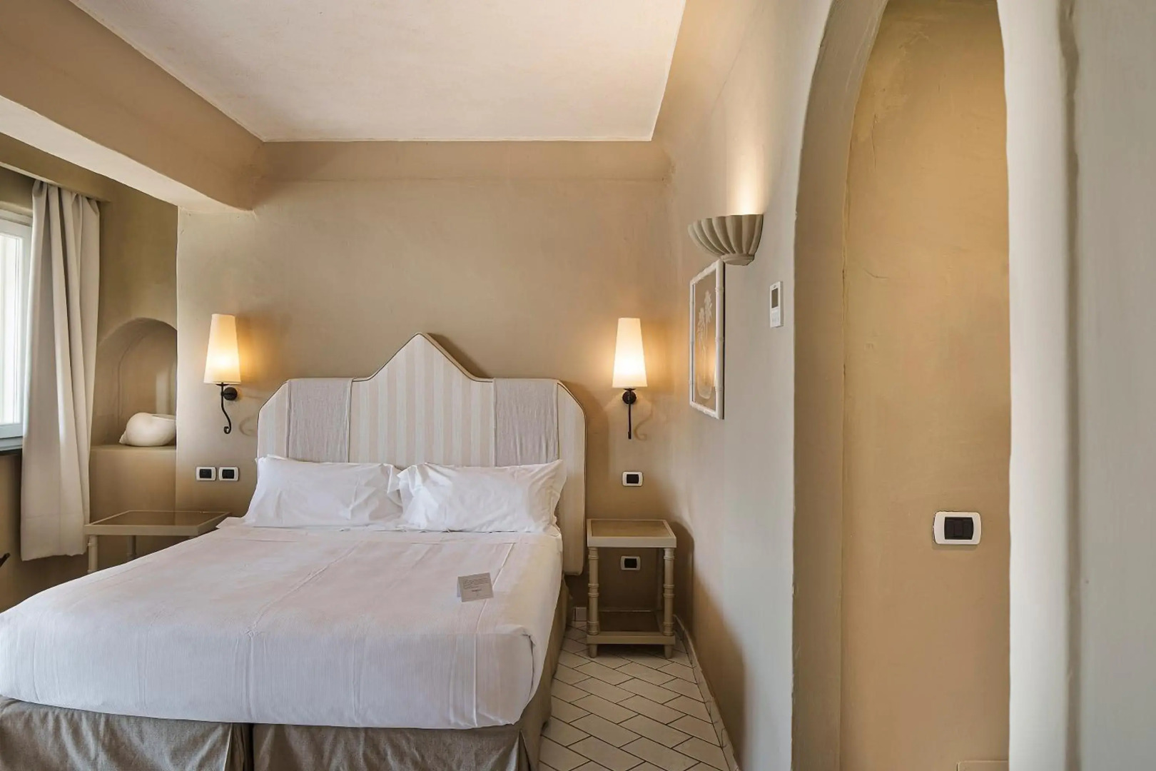 Therasia Resort Sea & Spa - The Leading Hotels of the World