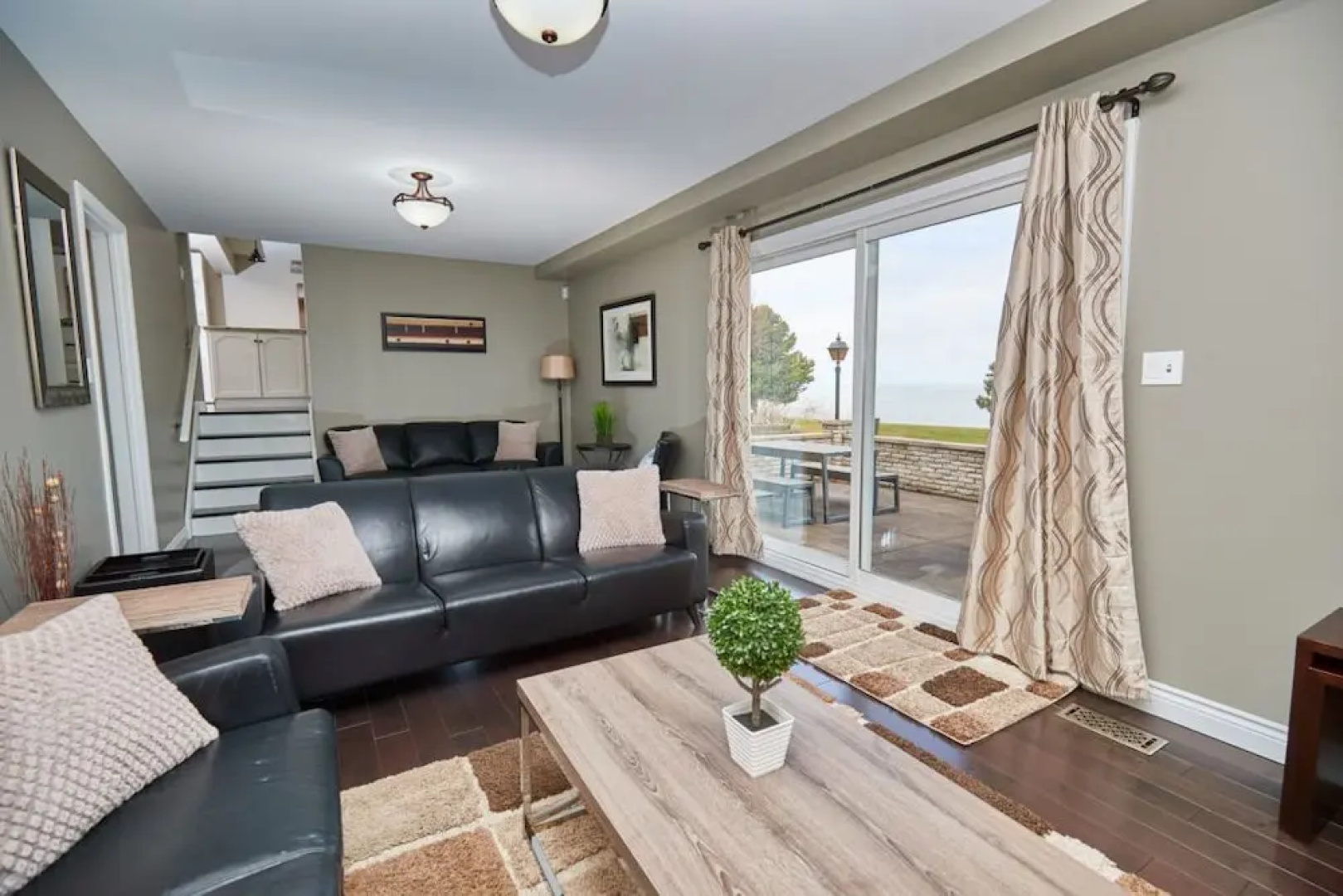 Niagara Lakeview Home