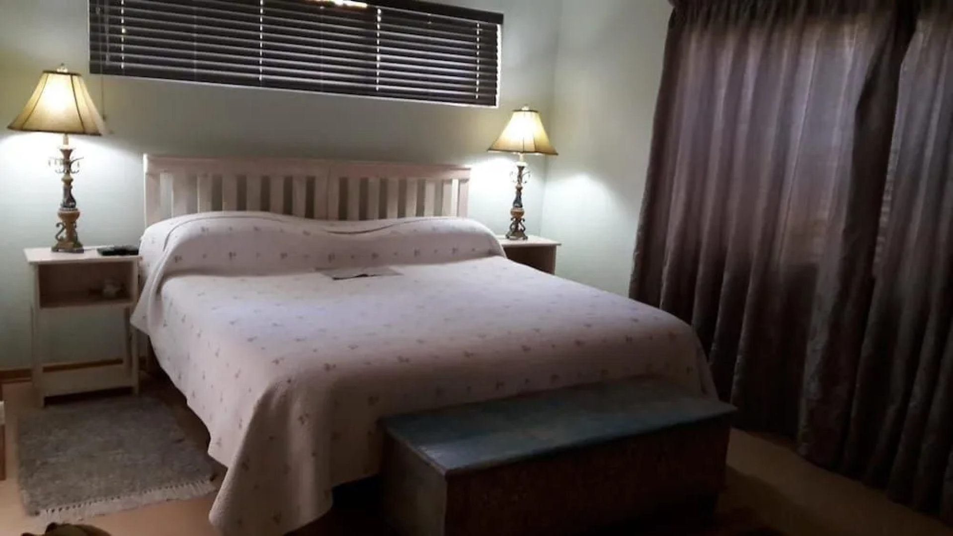 Parrot Peek B&B