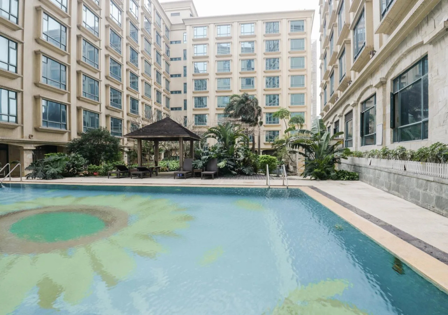 CP Peninsula Hotel
