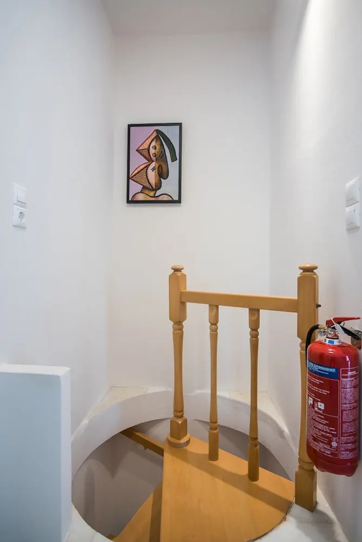 Eclectic island villa - gorgeous sea views, garden by VillaRentalsgr