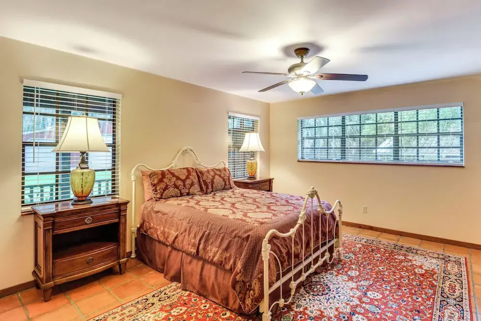 Little Lake George Hideaway w/ Furnished Boathouse