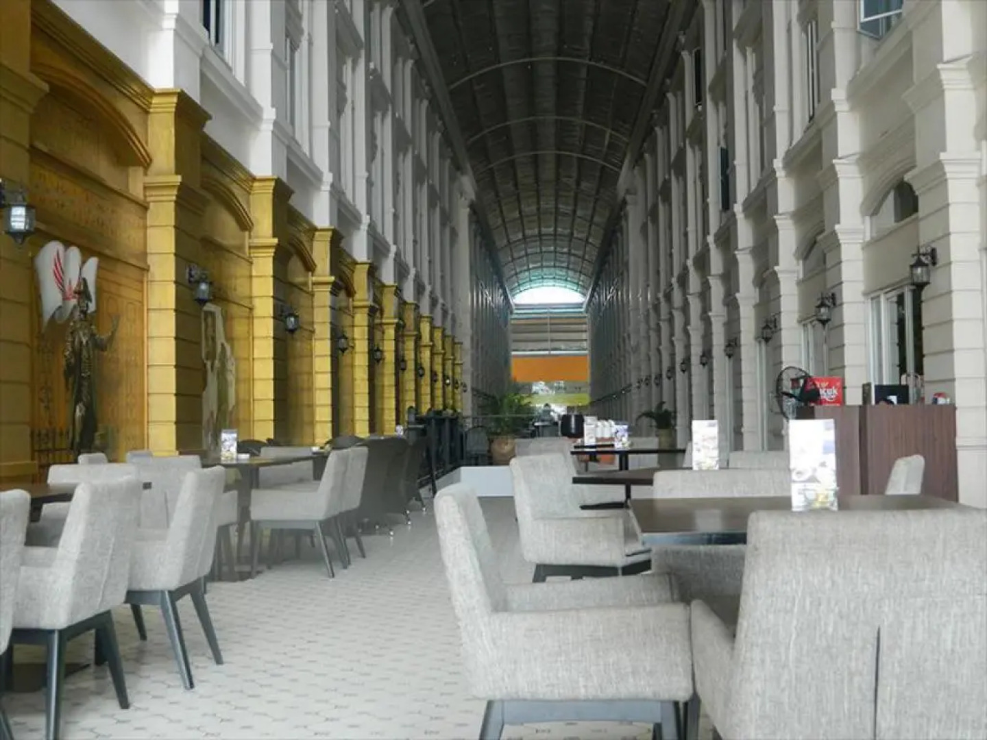 Wing Hotel Kualanamu Airport