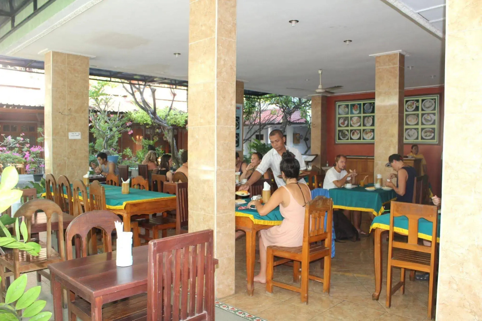 Sayang Maha Mertha Hotel