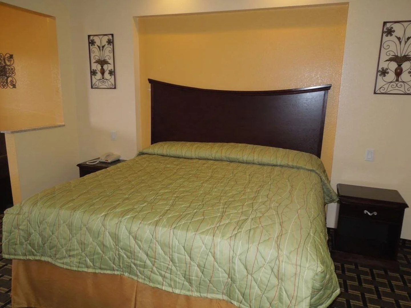 Homegate Inn and Suites