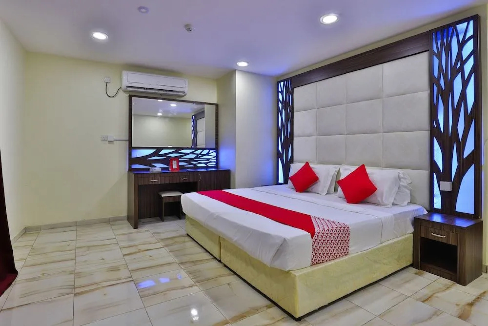 Oyo 406 Jazan Rose Hotel