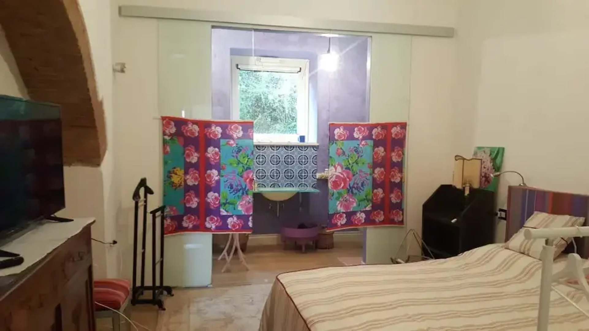 House With one Bedroom in San Lorenzo, With Furnished Garden - 10 km From the Beach