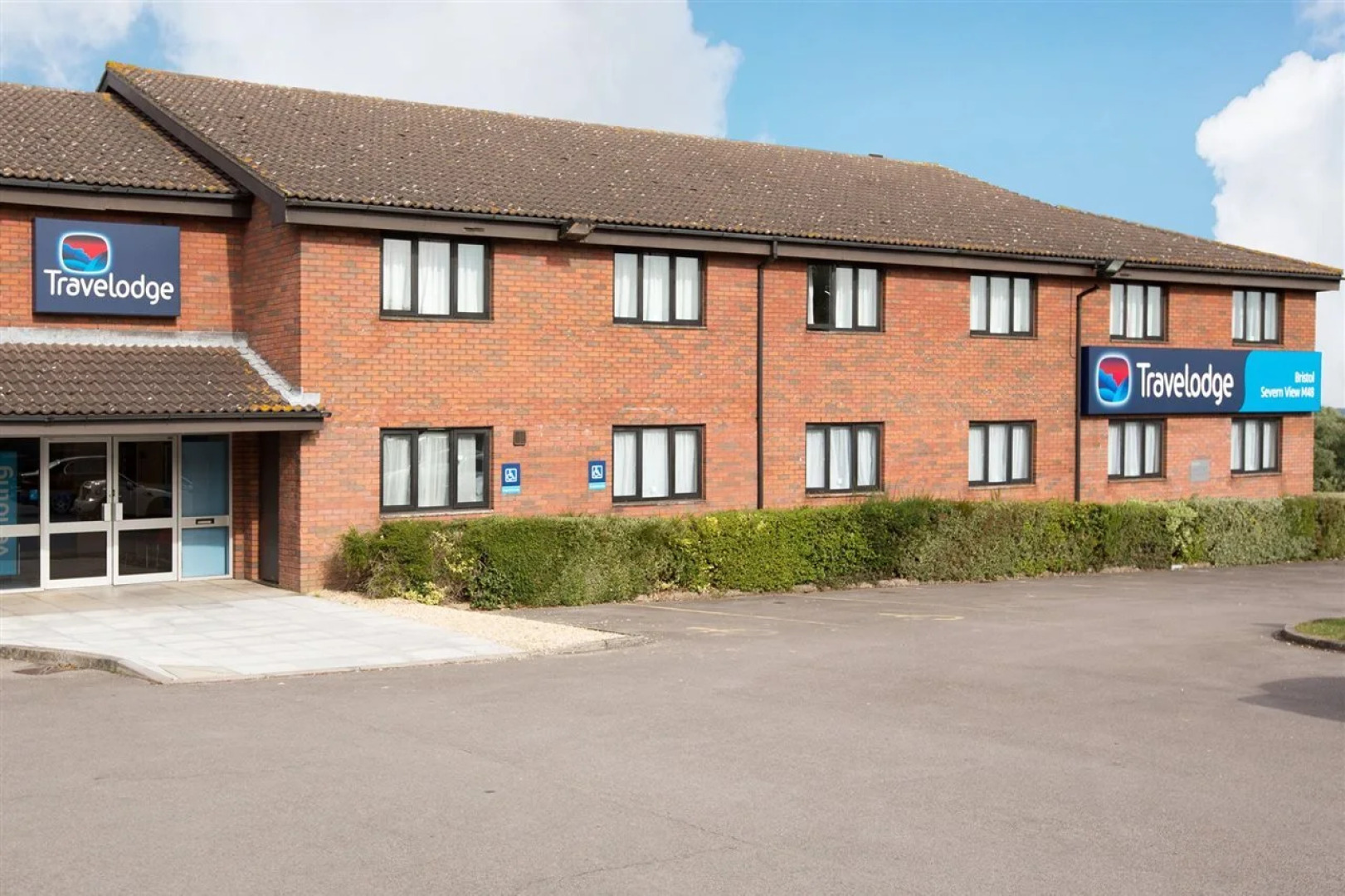 Travelodge Bristol Severn View M48