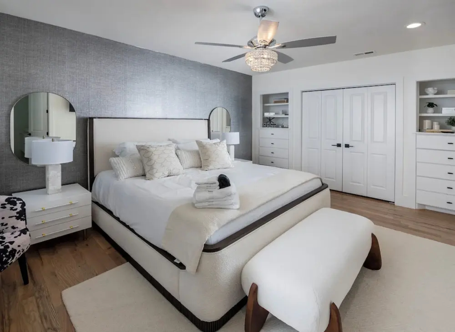 Large Groups - Rooftop Pools - Sleeps 24