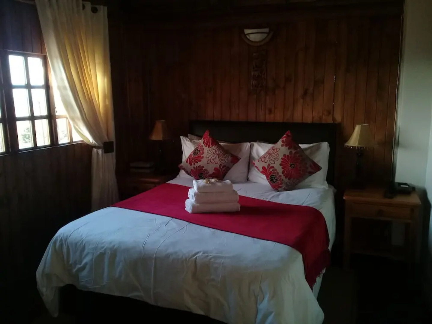 LIONSROCK Big Cat Sanctuary