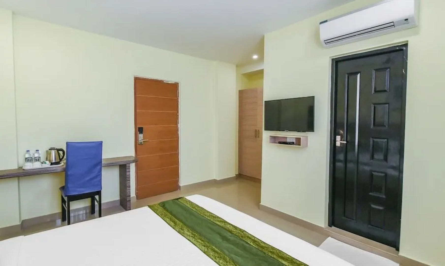 Treebo Trend Tree House