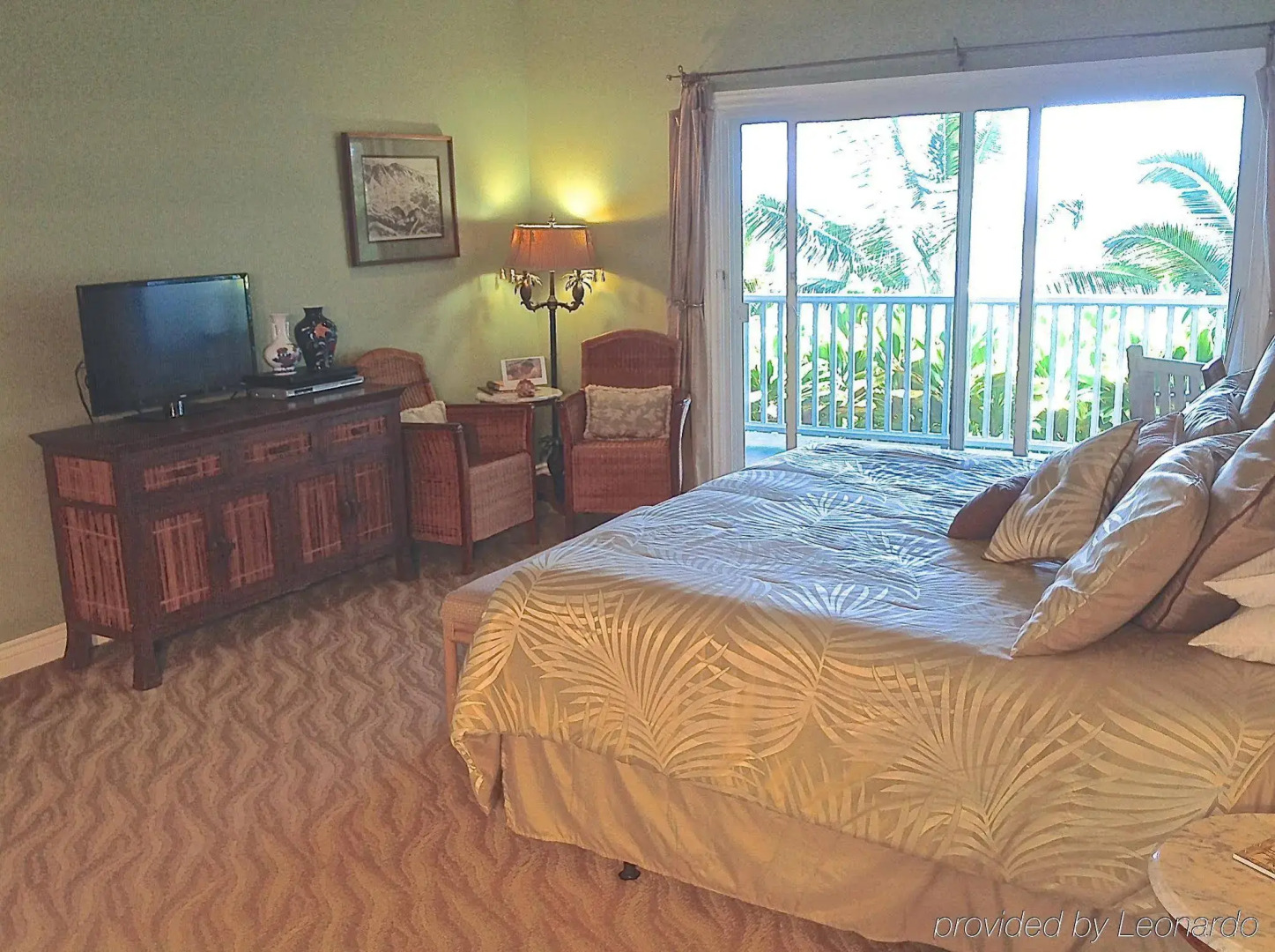Palms Cliff House Inn