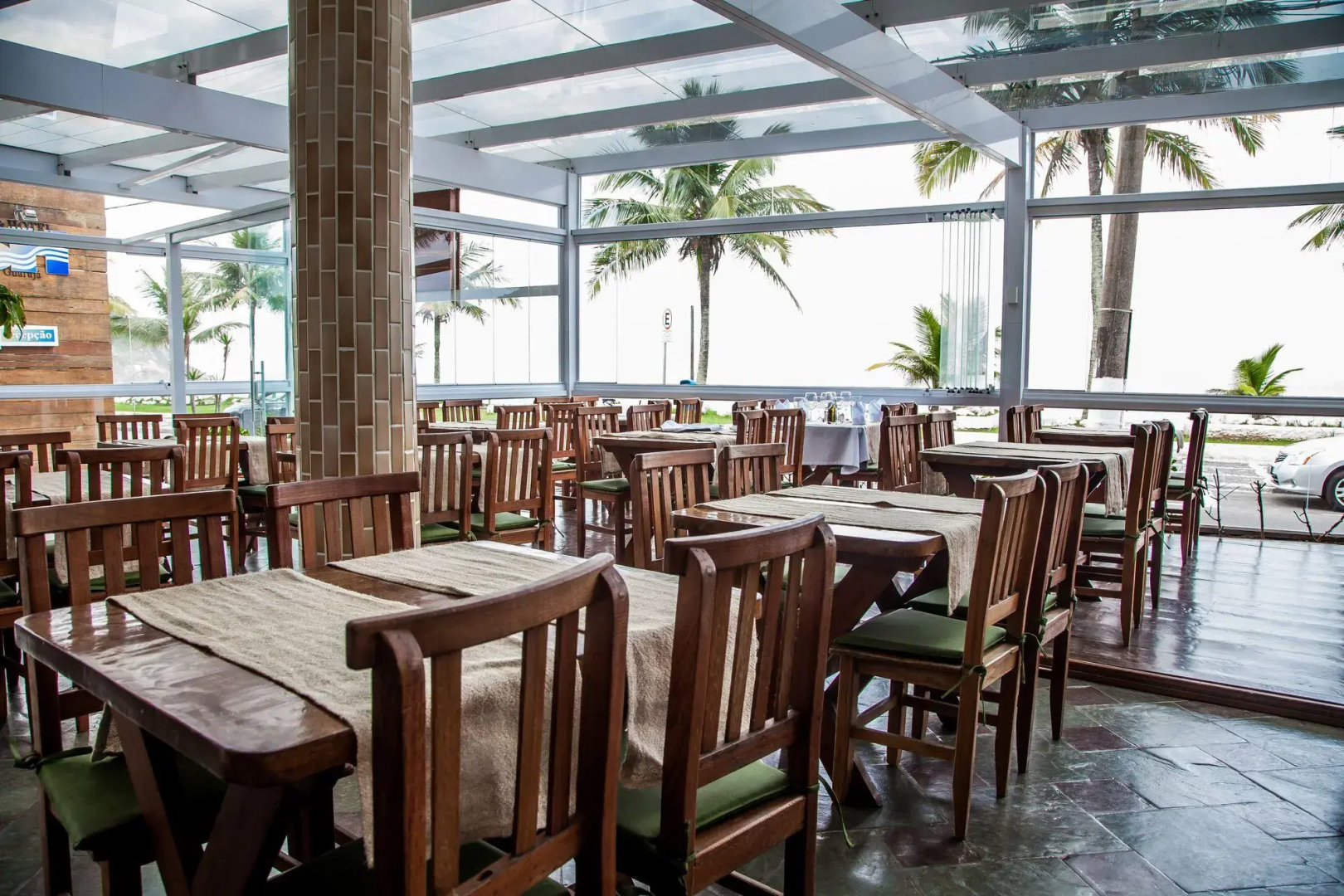 Strand Hotel