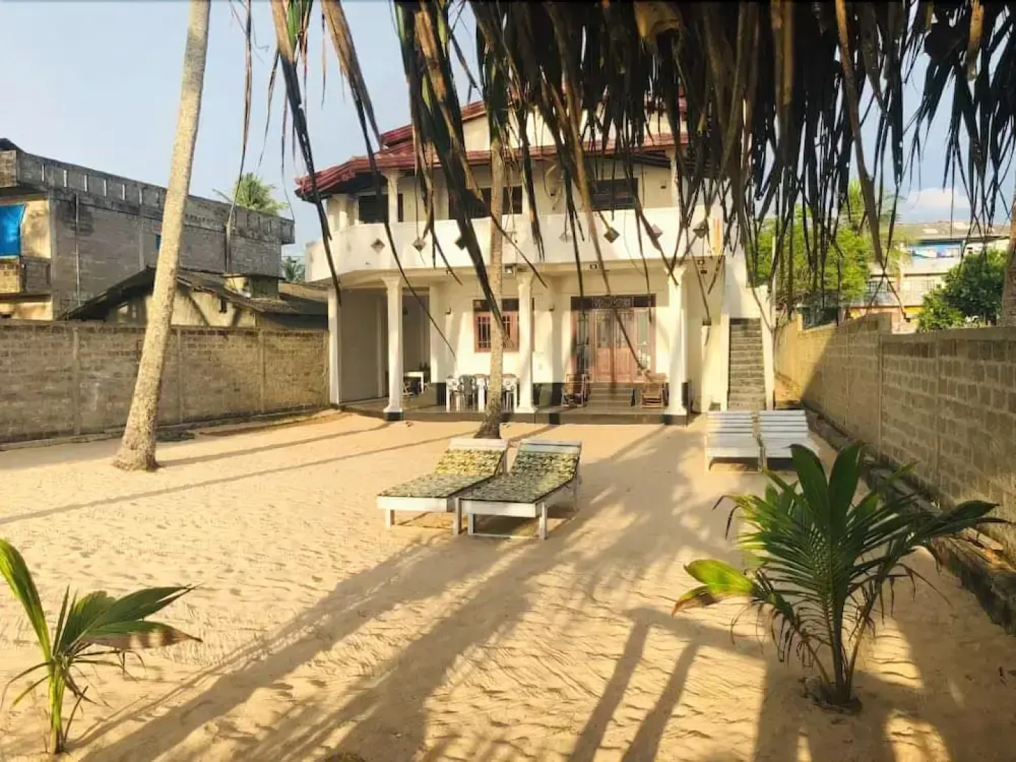 OYO 352 Sea Breeze Hotel