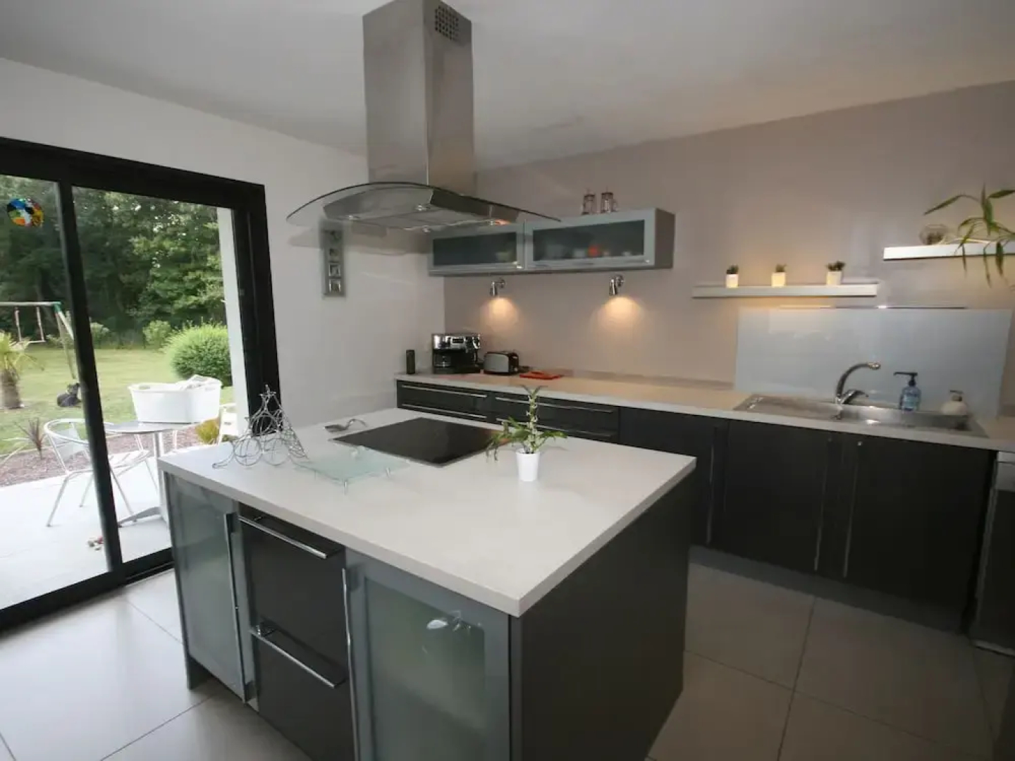 Modern Villa With Private Heated Pool, Located 2 km From the Sandy Beach