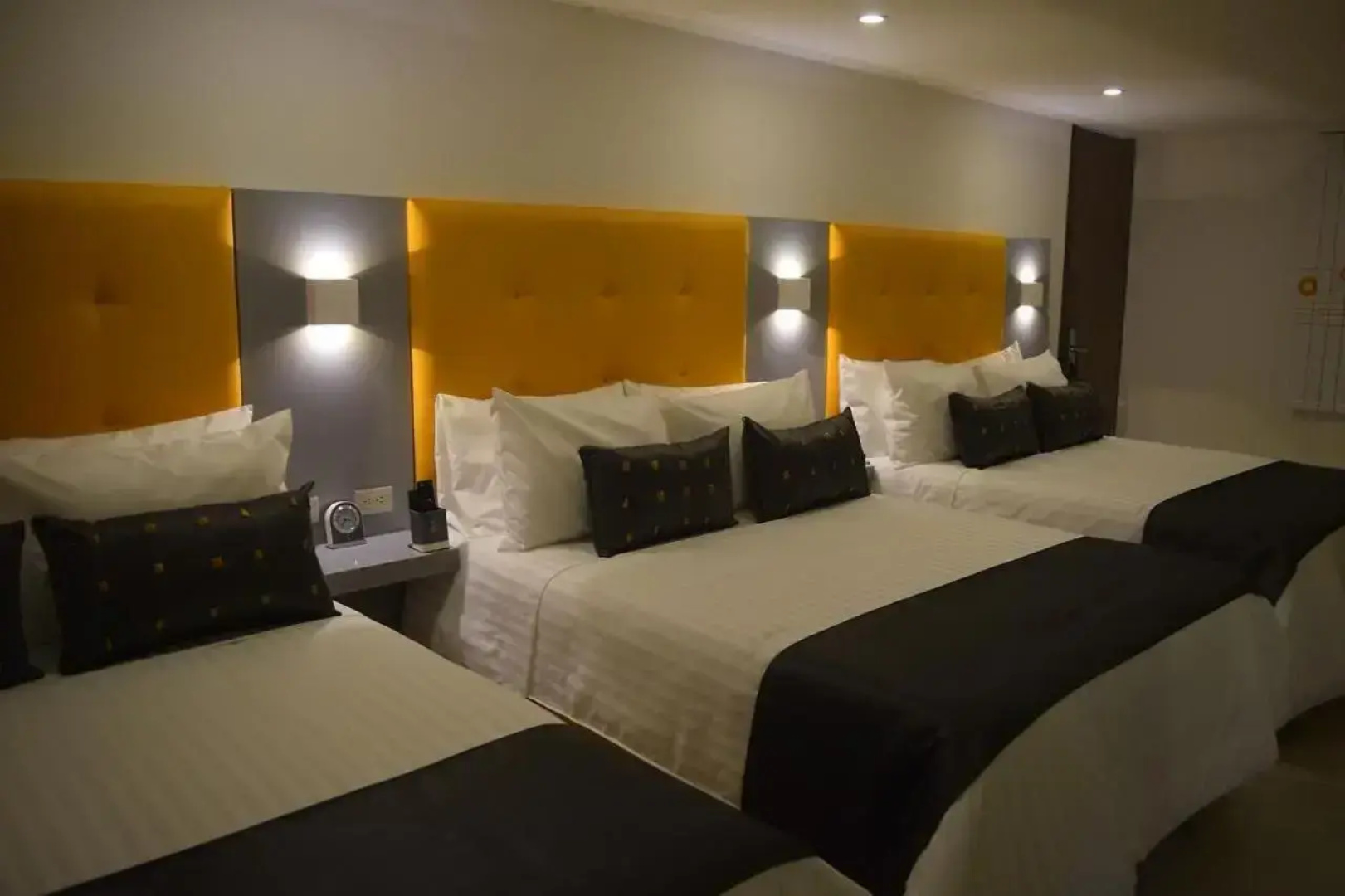 Dibeni Hotel