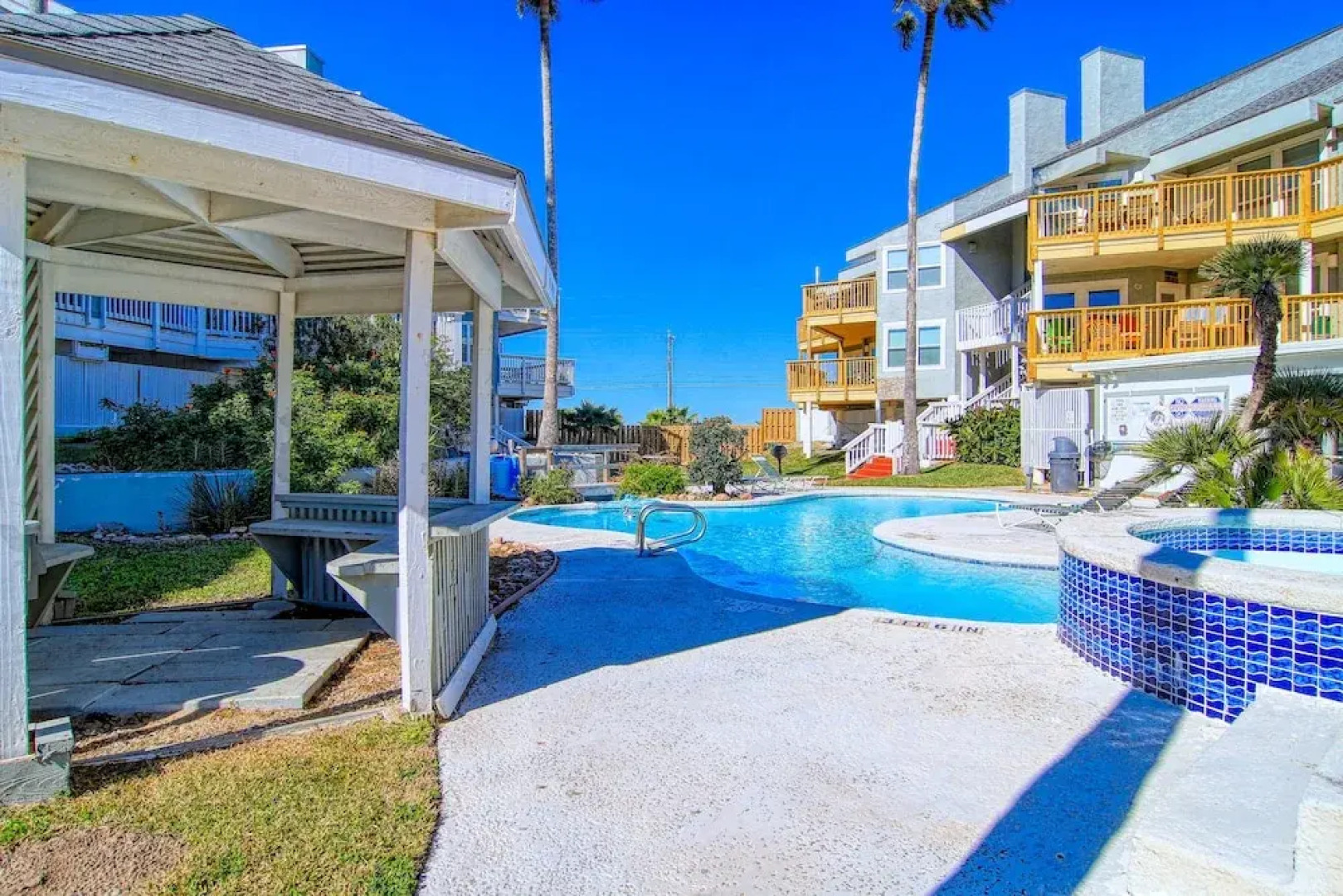 Surf Station MIBC204 - 2 Br Condo