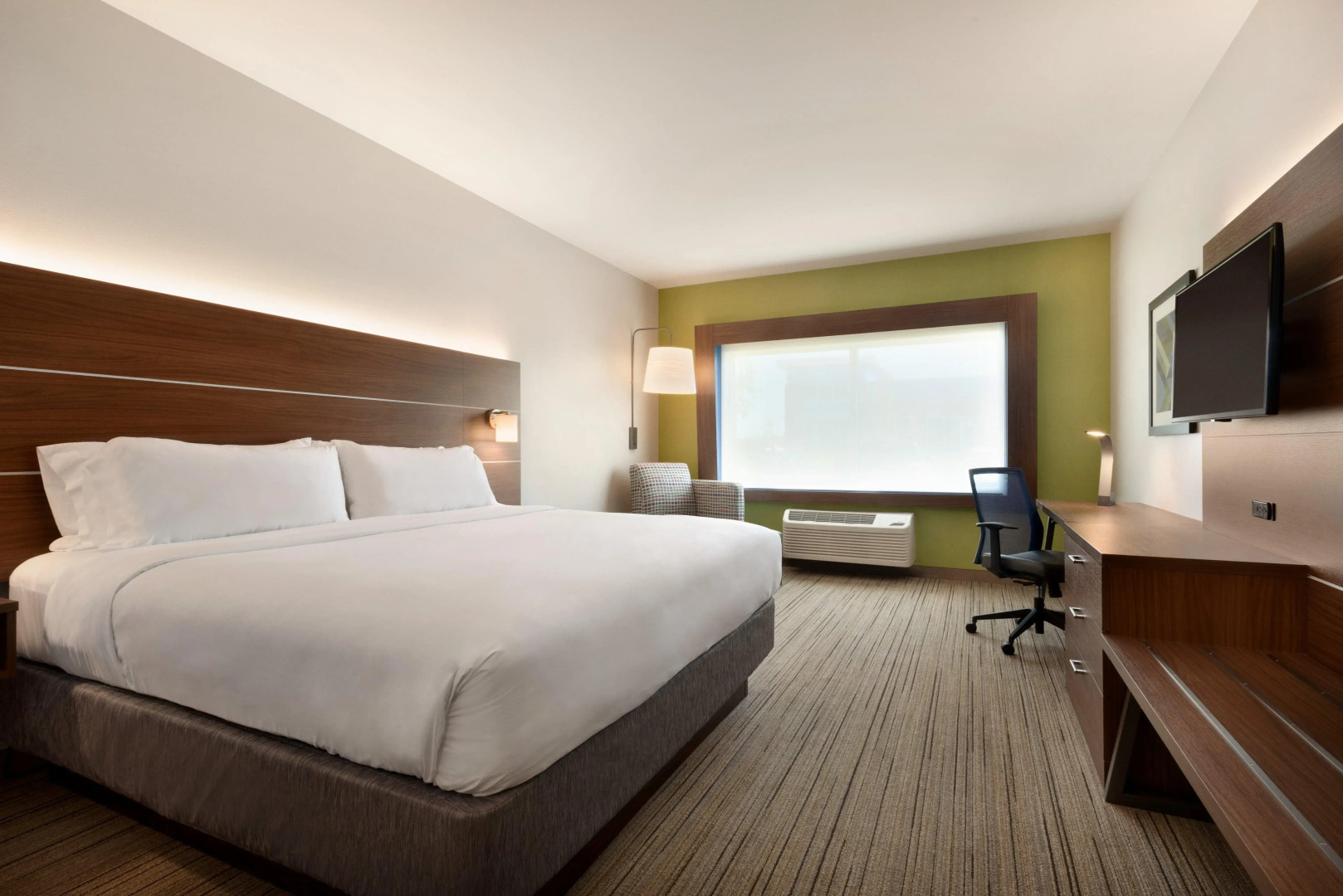 Holiday Inn Express & Suites West Des Moines - Jordan Creek by IHG