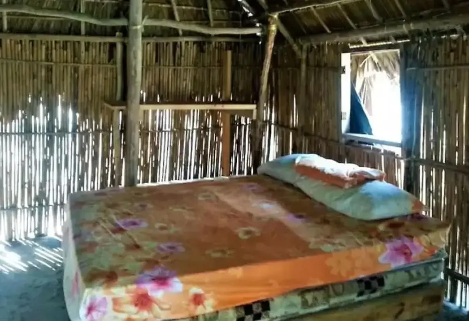 Cabins in Asserya Island - San Blas paradise - meals included