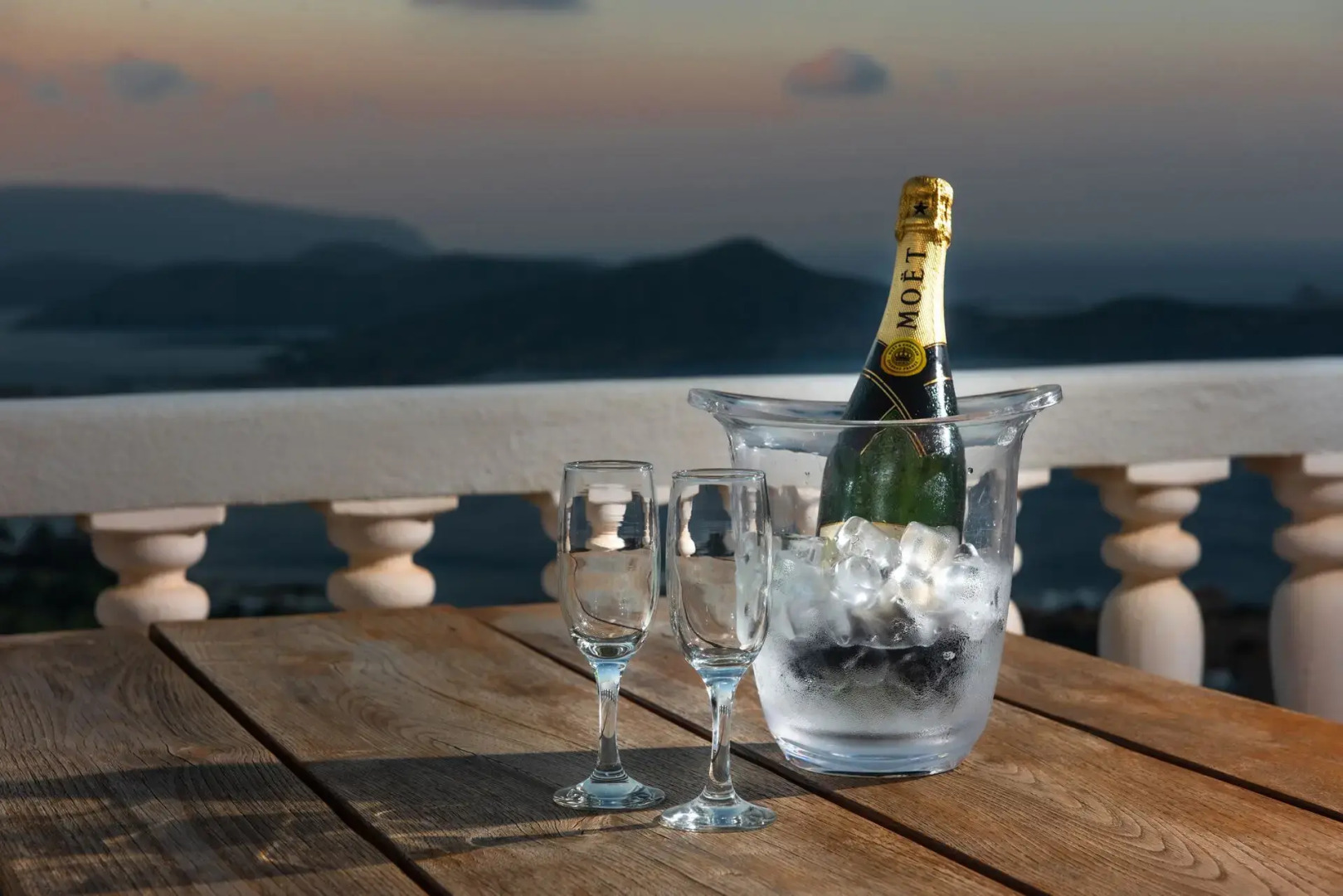 Adrakos Apartments - Adults Only