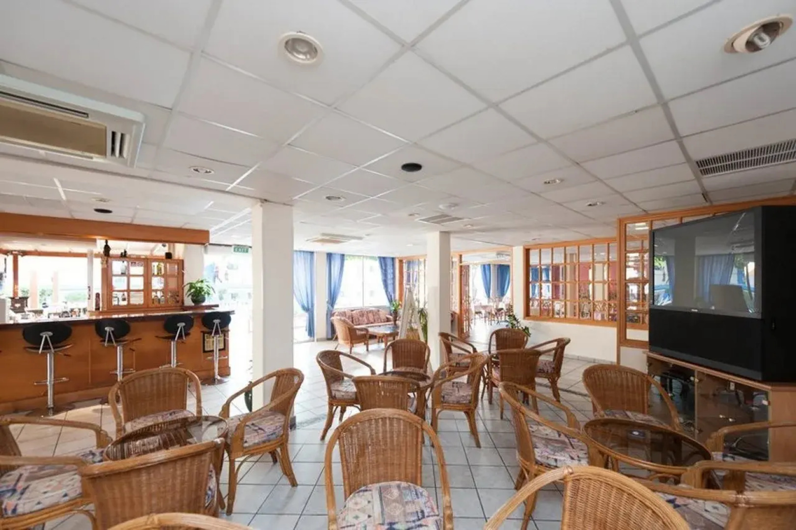 Green Bungalows Hotel Apartments