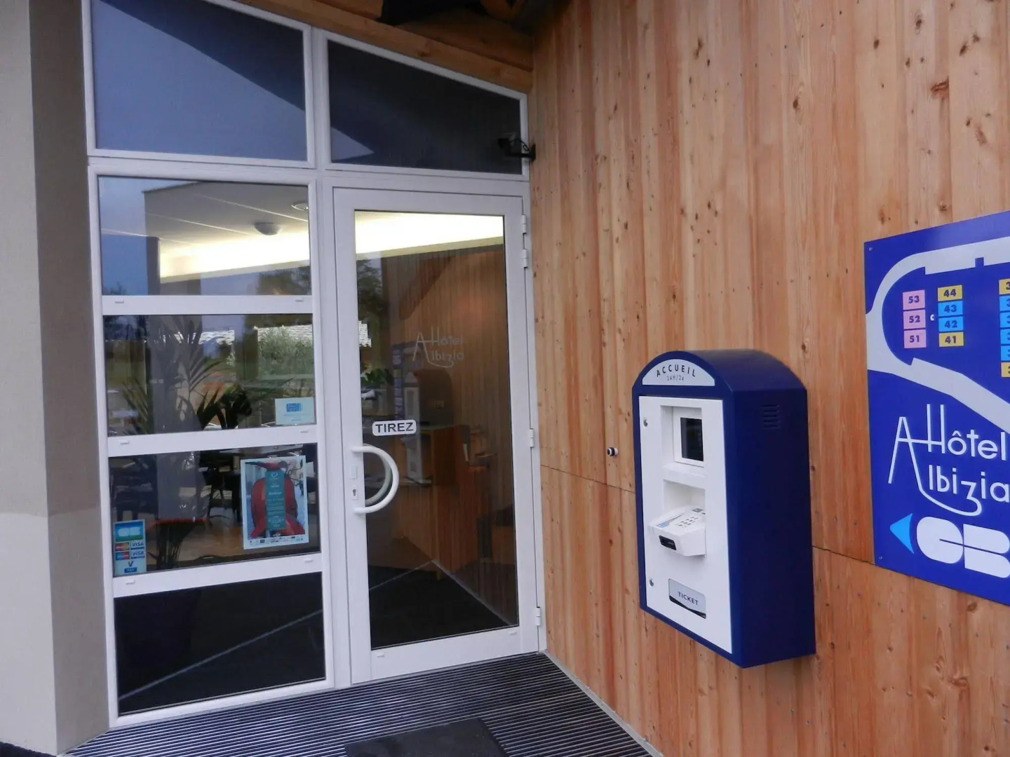 The Originals City, Hôtel Albizia