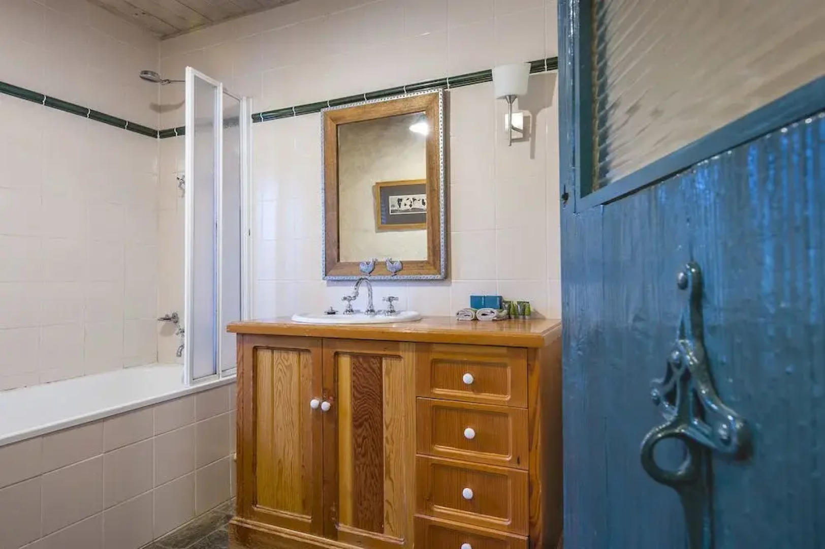 Tarascon Ridge Estate